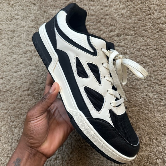 Black and White Men's Sneakers - Picture 4 of 5